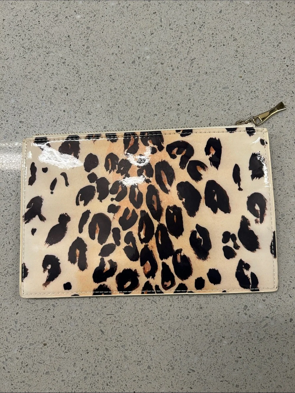 Kate Spade New York Leopard Cheetah cosmetic bag EUC